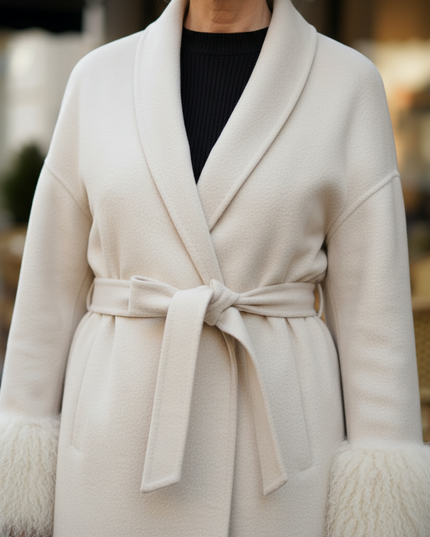 kurzer wollmantel mit lammfell creme | Bindegürtel - Ansicht 4